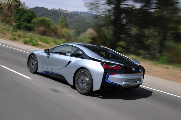 Road and track bmw i8 #3