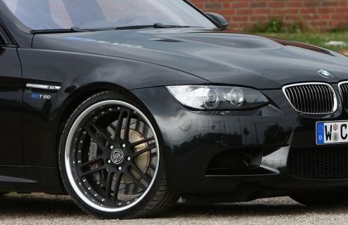 ManhartRacing builds a V10 BMW M3 Touring 